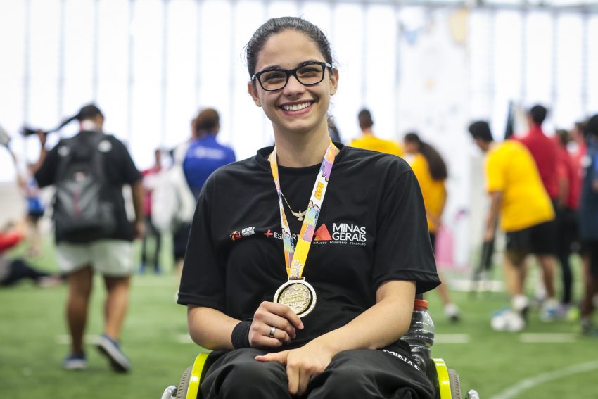 Maria Laura Freitas, ouro na classe 3 (para cadeirantes) nas Paralimpíadas Escolares 2017. (Foto: Leandro Martins/MPIX/CPB)