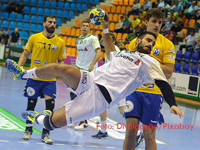 FEEMG - Curso de arbitragem de handebol! A FEEMG