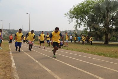 Jovens tiveram a oportunidade do contato com o esporte adaptado. Foto: Rafael Souza/Prefeitura de Três Corações