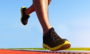 Bolhas nos pés: veja maneiras simples de evitá-las no verão